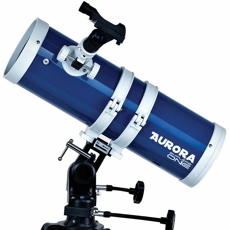 Reflector telescope for amateur astronomy