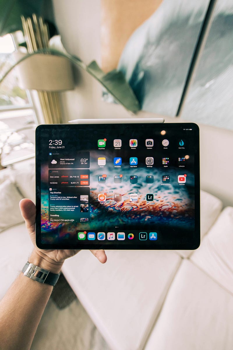 OLED technology in iPad Pro