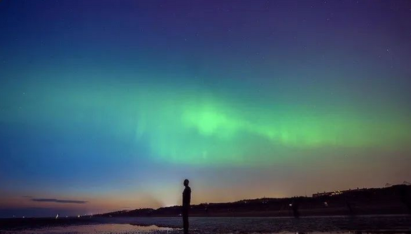 The auroras illuminating Liverpool's beaches